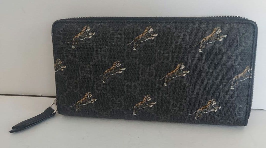 ☆美品☆GUCCI GGスプリーム レザー ラウンドファスナー 虎　長財布