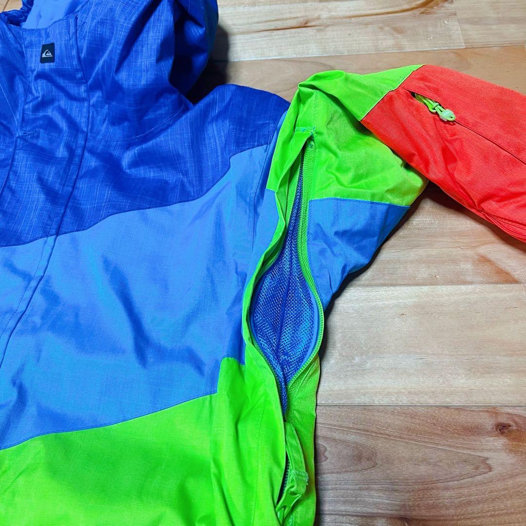 美品スキーウェア150 QUIKSILVER 上下セット デザインかっこいい