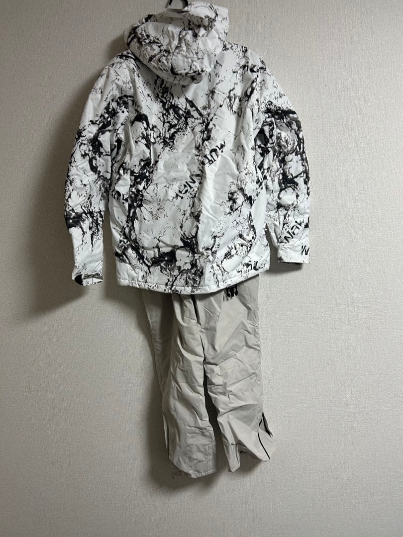 スノーボードウェアセット ホワイト/ブラック