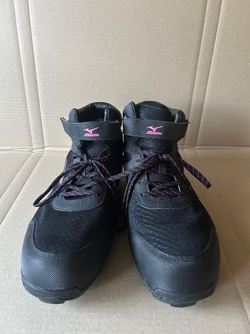 ミズノMIZUNO F1GA190509安全靴黒x 蛍光ピンクハイカット27.5