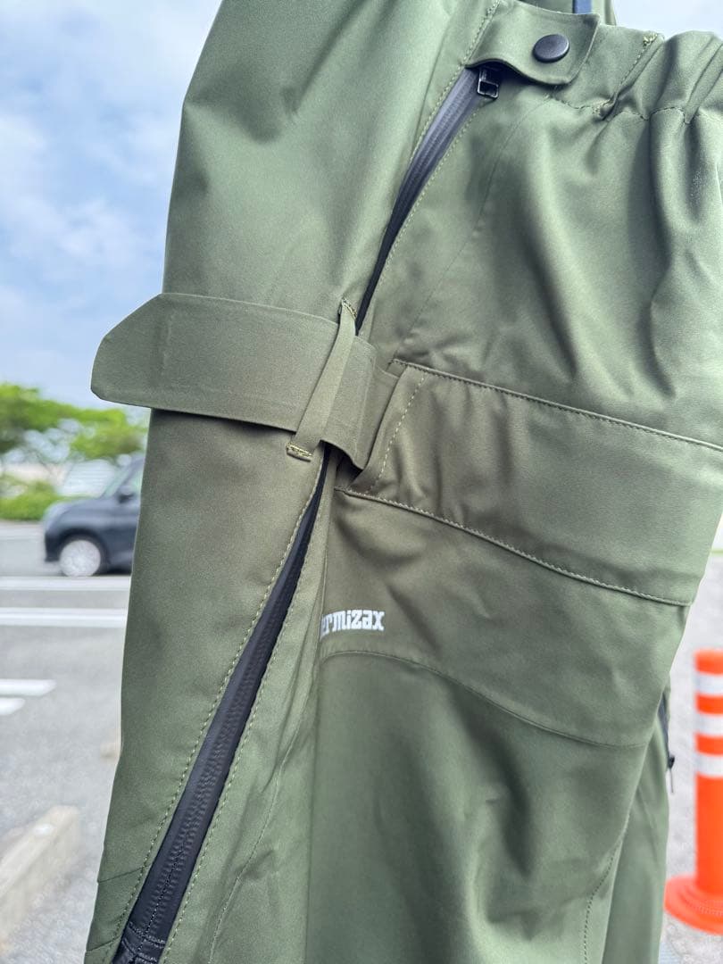 デサント　スキーウェア　カタログ外商品　超美品　有名スキーヤー着用モデル