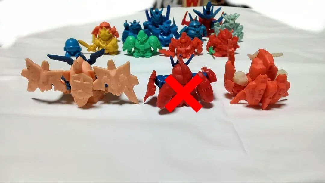 ガンダム 消しゴム ガチャ ガンケシ ガン消し ロックマン メットール