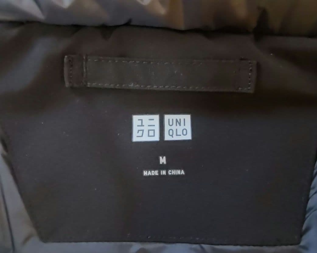 新品タグ付 ユニクロ ハイブリッドダウンウルトラウォームコート 黒 メンズM