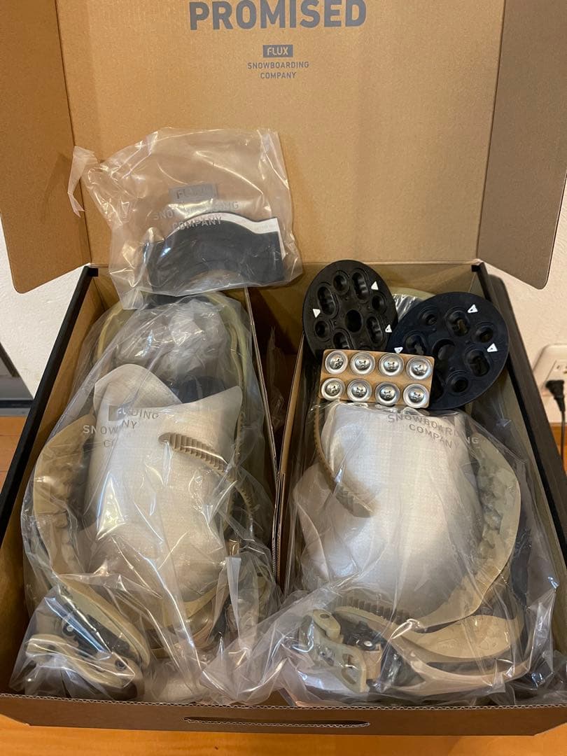 ☆24-25 ☆FLUX フラックス SR ☆Mサイズ☆エスアール BD-FLX