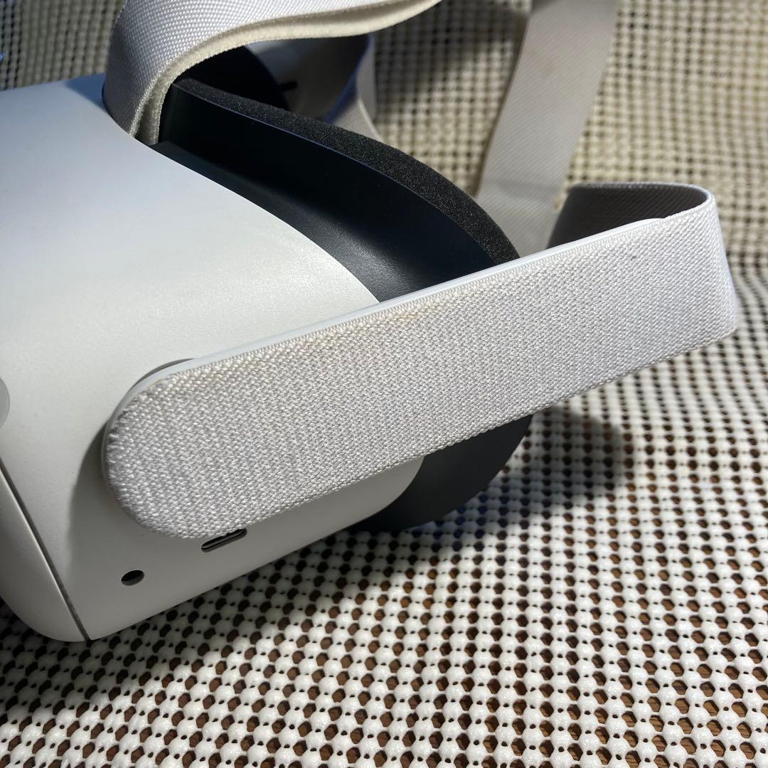 【萌】Quest 2 VRヘッドセット 64GBモデル【取置】