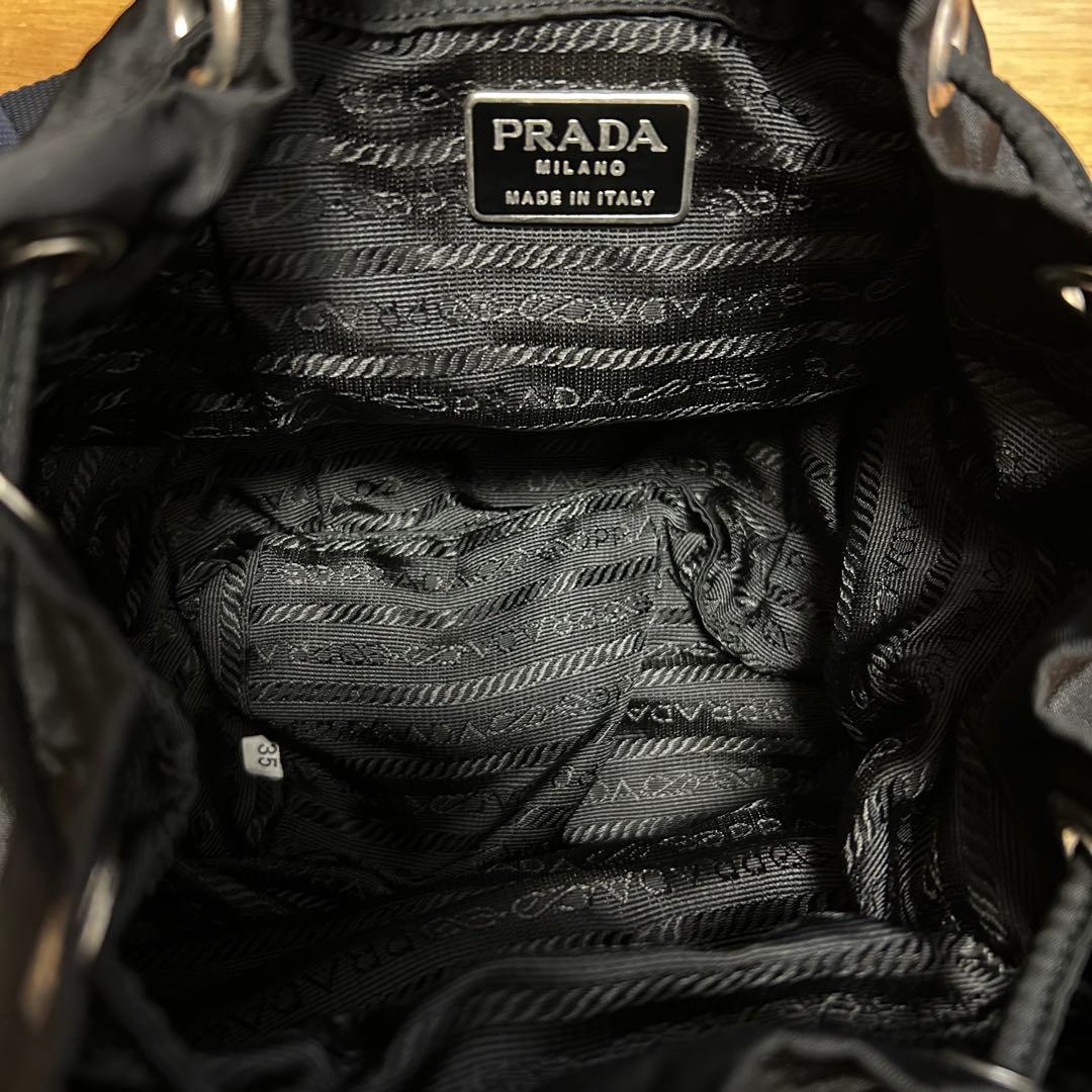 プラダ リュック バックパック 三角ロゴプレート ナイロン レザー 黒