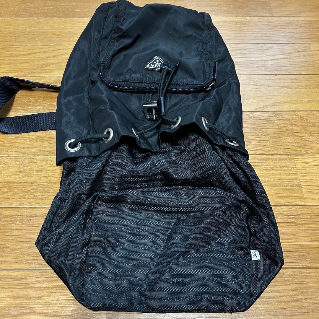 プラダ リュック バックパック 三角ロゴプレート ナイロン レザー 黒