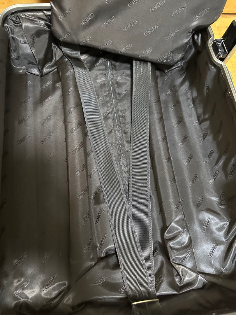 RIMOWA☆リモワスーツケース　トパーズチタニウム32L機内持ち込み可能