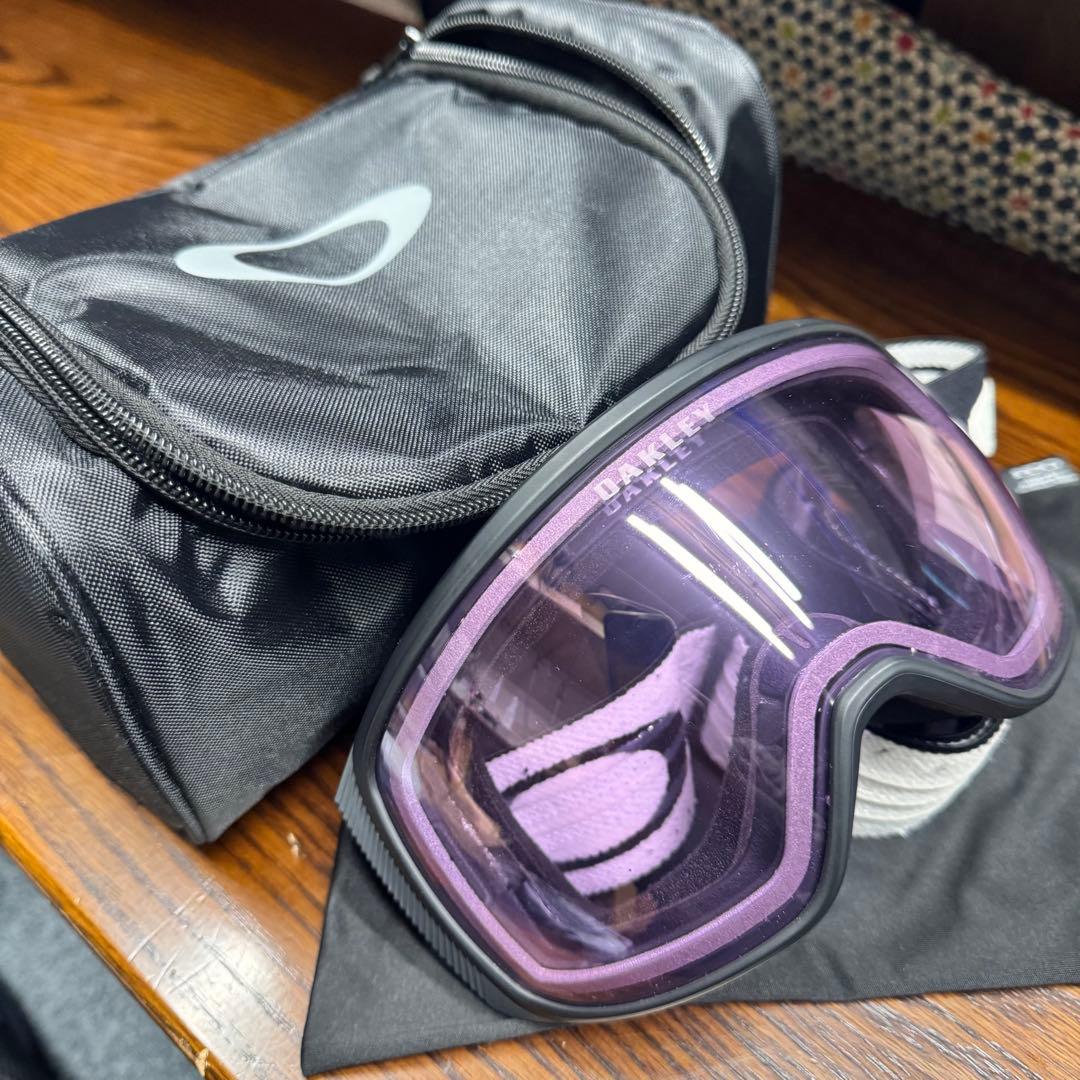 Oakley ゴーグル パープルレンズ ケース付き