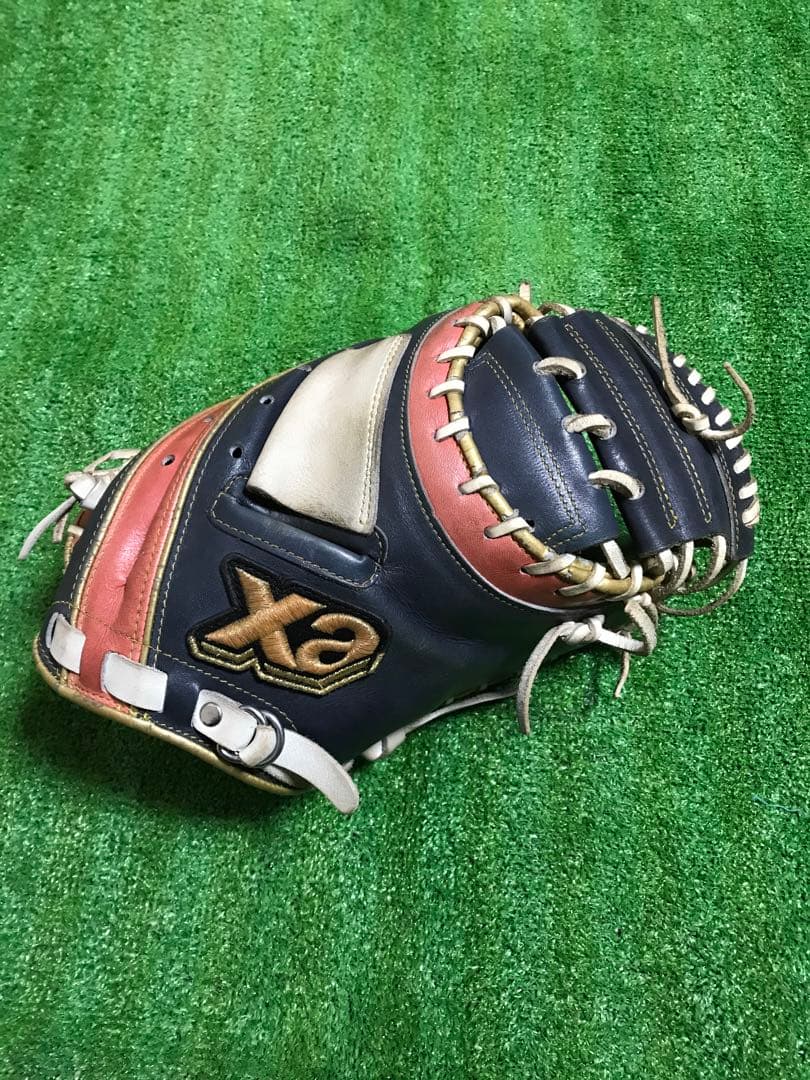 ザナックス　軟式キャッチャーミット　型抜群！　即戦力！