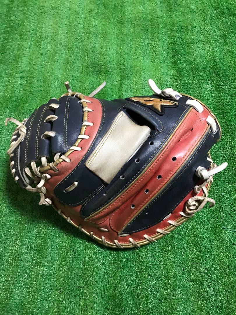 ザナックス　軟式キャッチャーミット　型抜群！　即戦力！