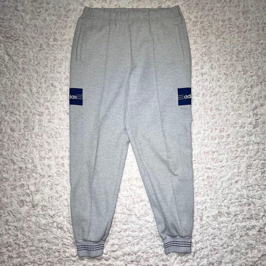 『アユニ・D着用同型同色』　adidas 希少　セットアップ　デサント　グレー