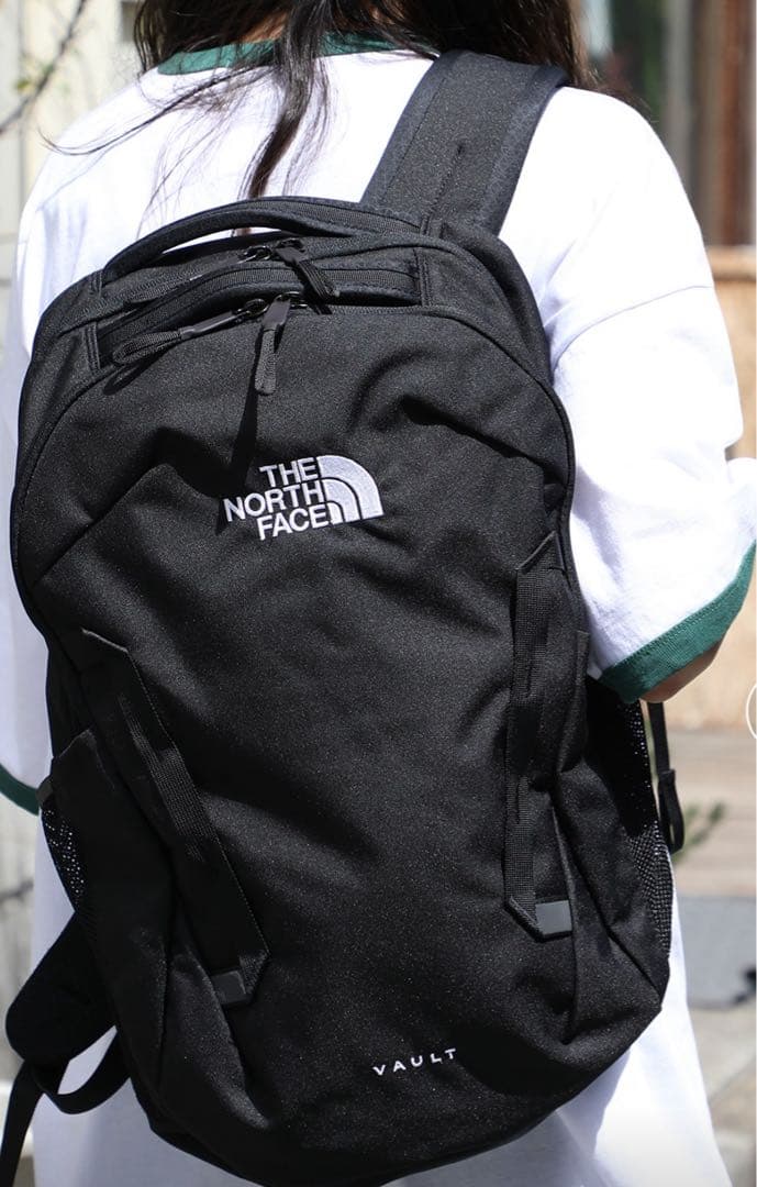 THE NORTH FACE バックパック 27L VAULT ボルト 黒