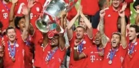 【新品美品】バイエルン レバンドフスキ 20/21 ユニフォーム Mサイズ