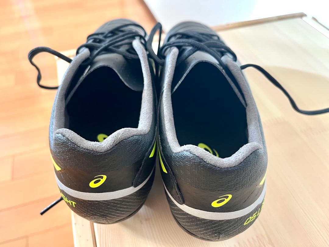 ASICS DS LIGHT サッカーシューズ ブラック/イエロー　27.5㌢