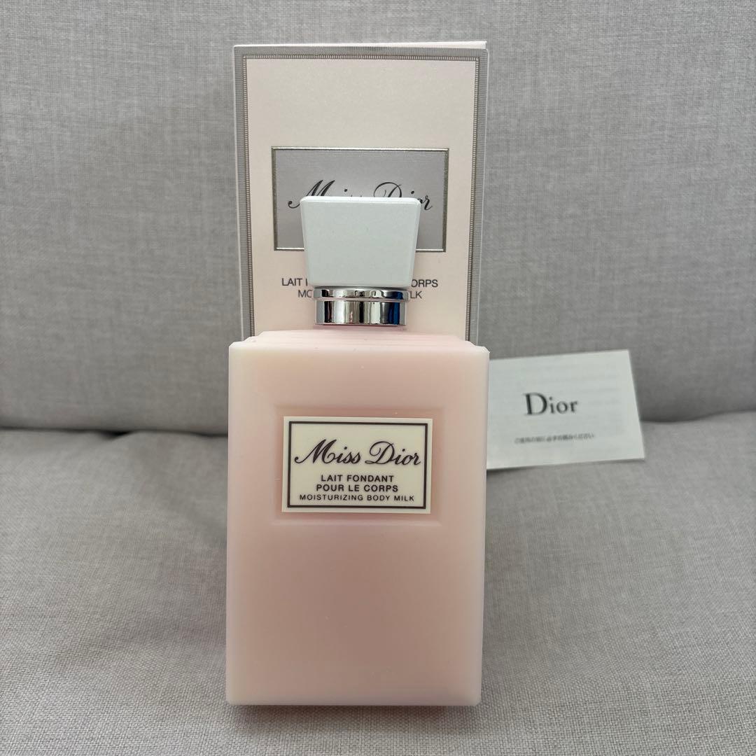 ボディクリーム Miss Dior Moisturizing Body Milk 200ml