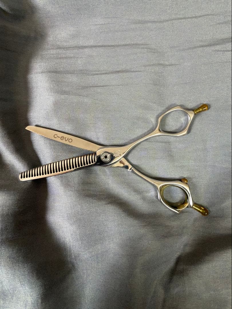 光、ヒカリシザーセニングシザー C-evo - メルカリ