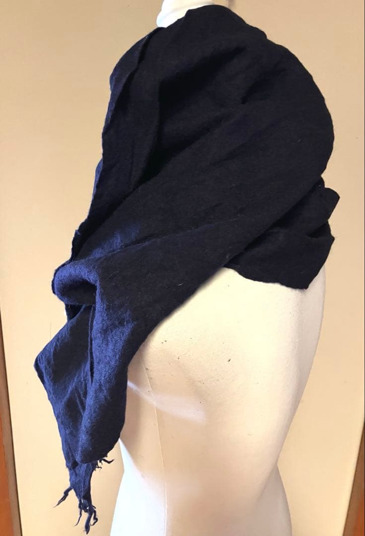 コムデギャルソンHOMME 縮絨ウールマフラー ネイビーカラー