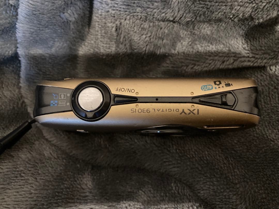 Canon IXY DIGITAL 930 IS ゴールド 本体と充電器