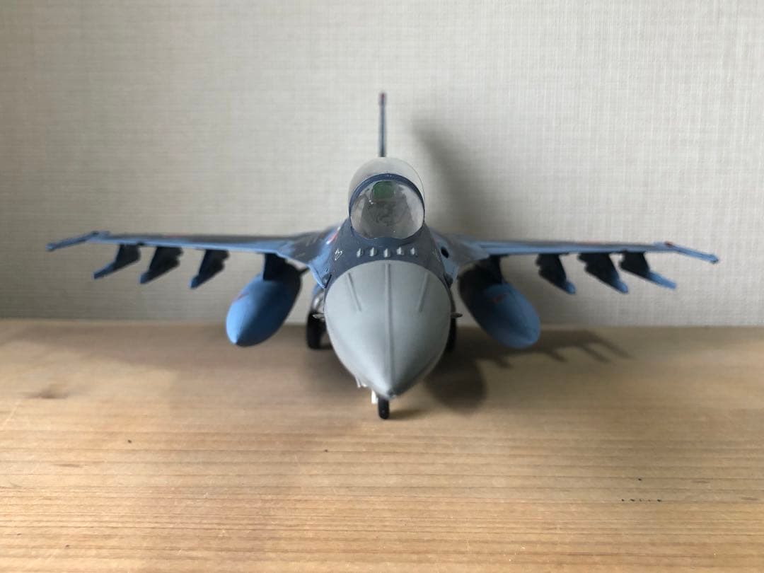 ○訳あり品○ 航空自衛隊　F-2B プラモデル