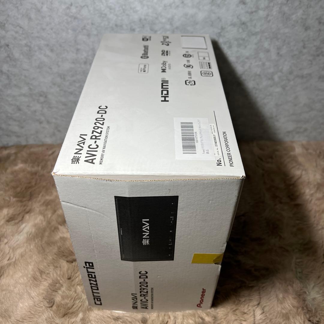 新品未使用　Pioneer カーナビ AVIC-RZ920-DC 7インチ