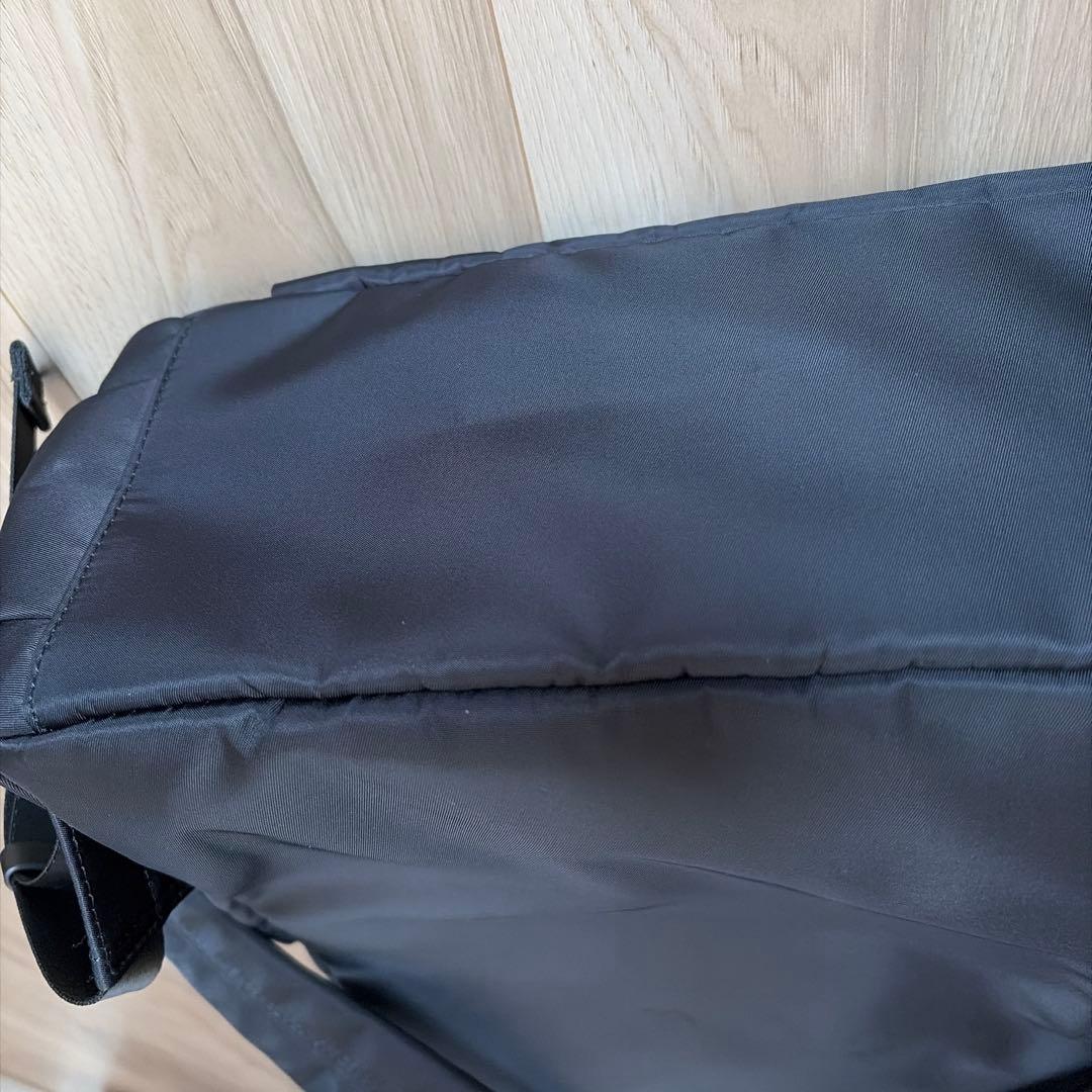 美品 TOCCA 現行品 リュックサック リボン ブラック 黒 A4収納可能