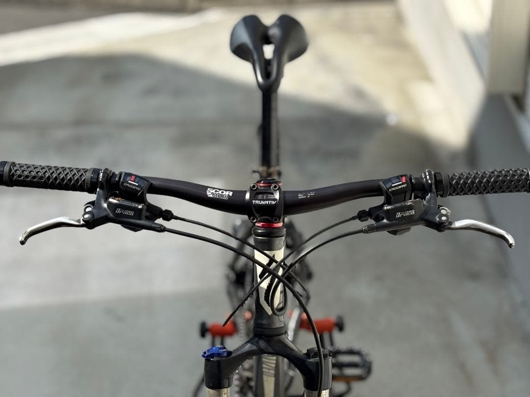 SPECIALIZED Hardrock Sport ブロックタイヤセット⭐️ - メルカリ