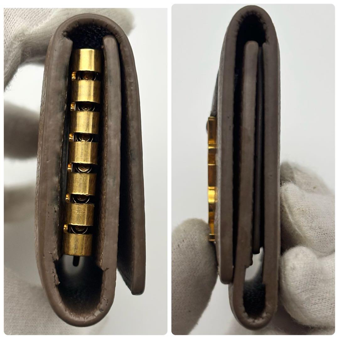 【美品】サンローラン　6連キーケース　YSL ロゴ　グレインレザー　グレージュ