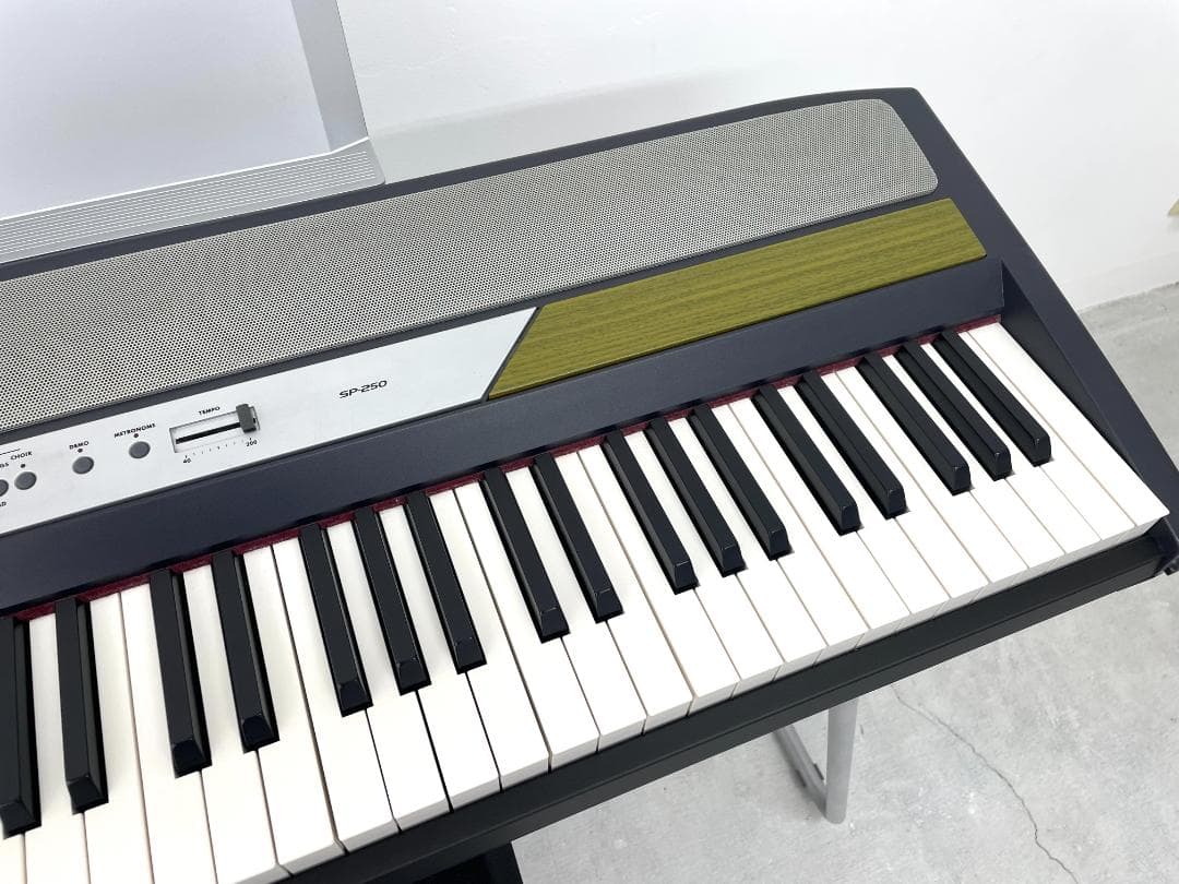 KORG コルグ SP-250 電子ピアノ 88鍵 スタンド、イス、ペダル付