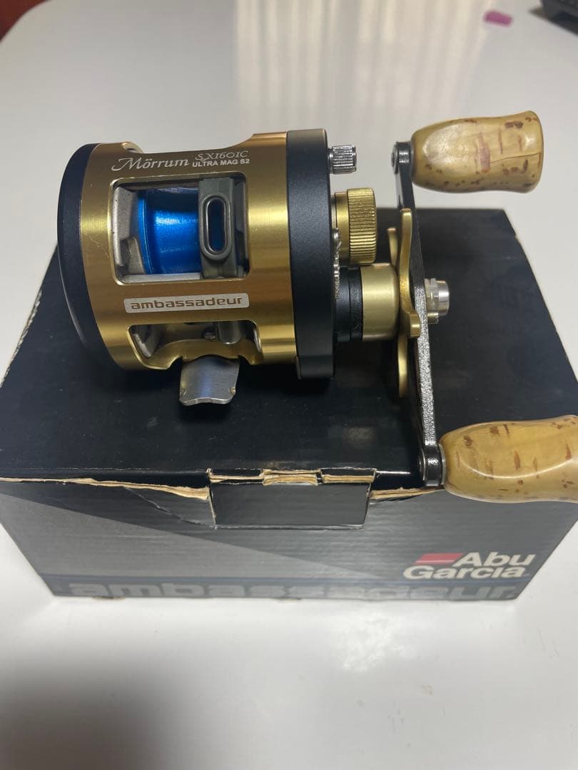 セ*チ様 AE74 Abu Garcia Ambassadeur 限定モデル 左