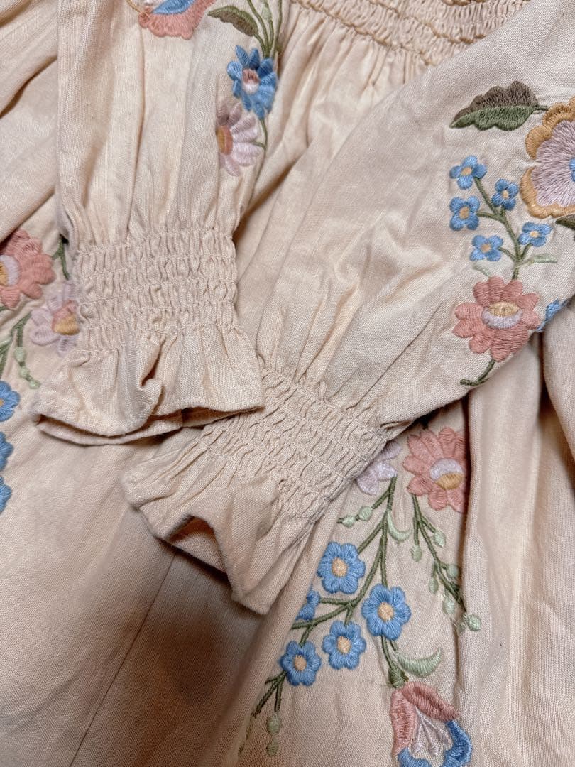 apolina mia dress 5-7 刺繍入りベージュ長袖ワンピース