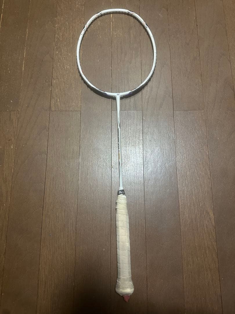 YONEX Voltric 70 バドミントンラケット