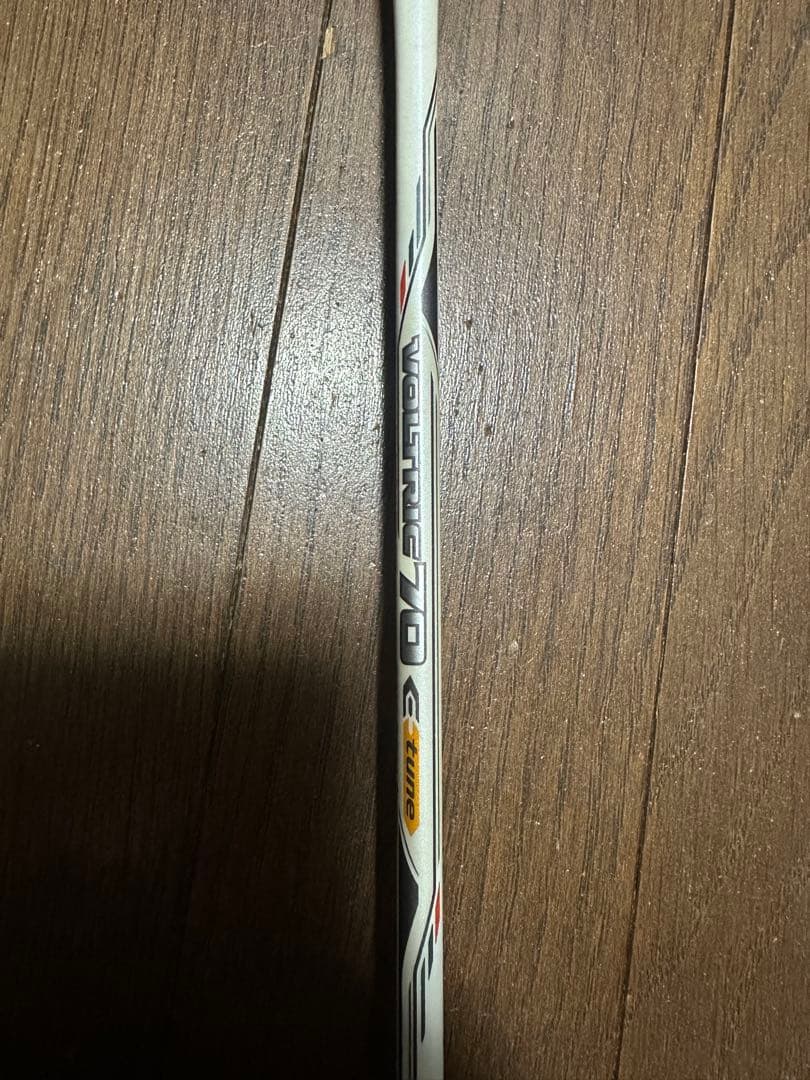 YONEX Voltric 70 バドミントンラケット