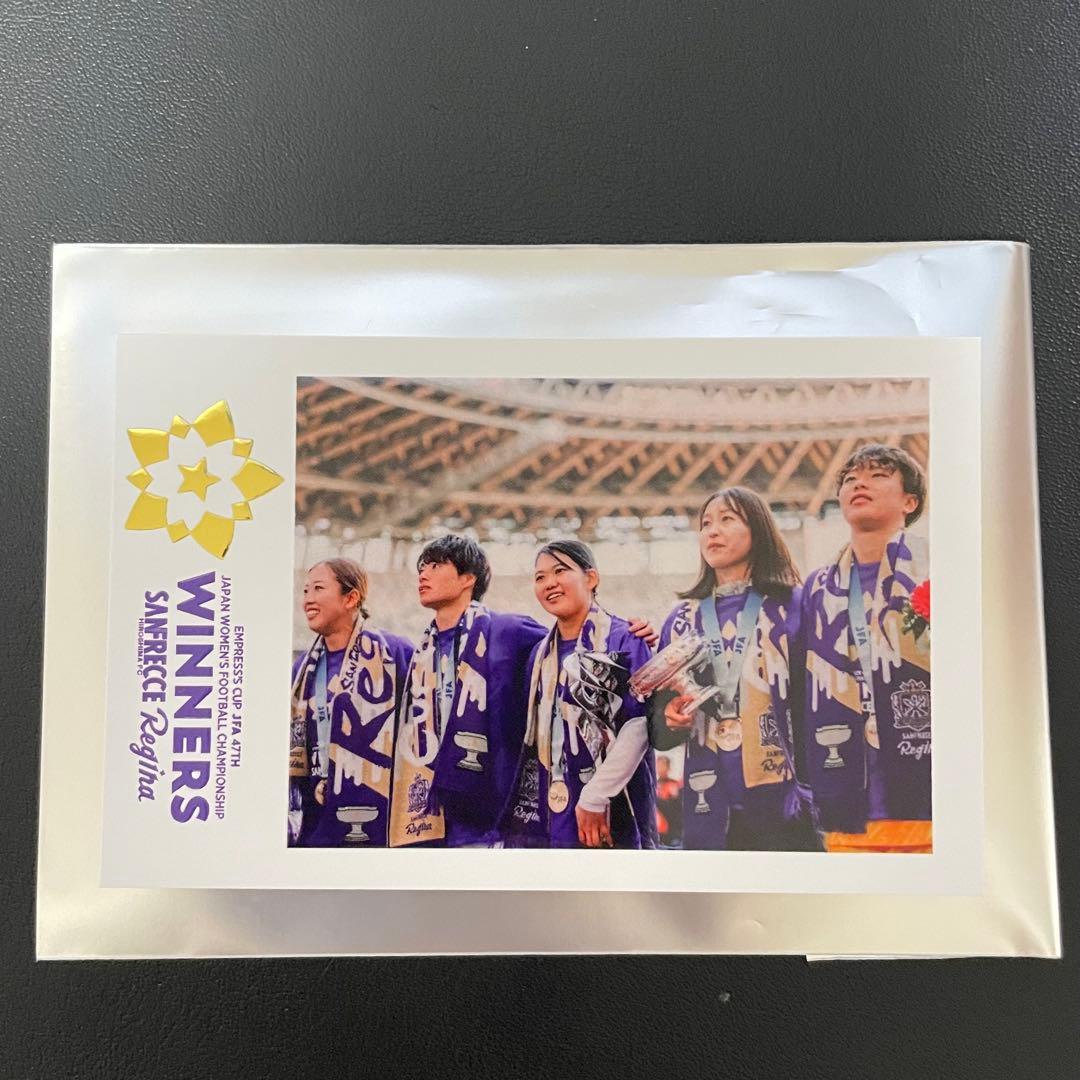 サンフレッチェ広島レジーナ 皇后杯優勝記念 チェキ風カード - メルカリ