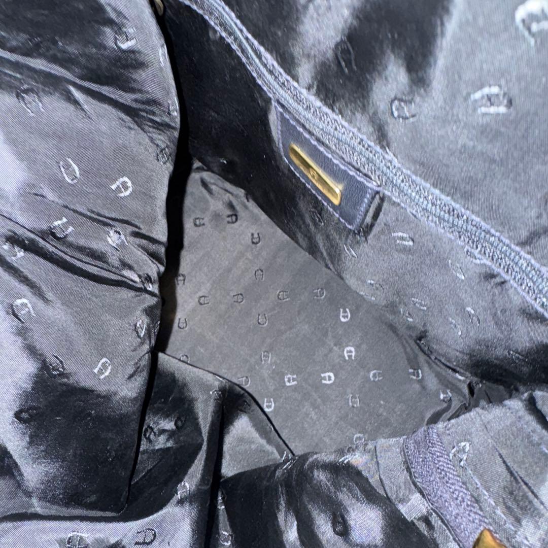 ほぼ未使用 AIGNER アイグナー イタリア製 ナイロン×本革 レザーリュック