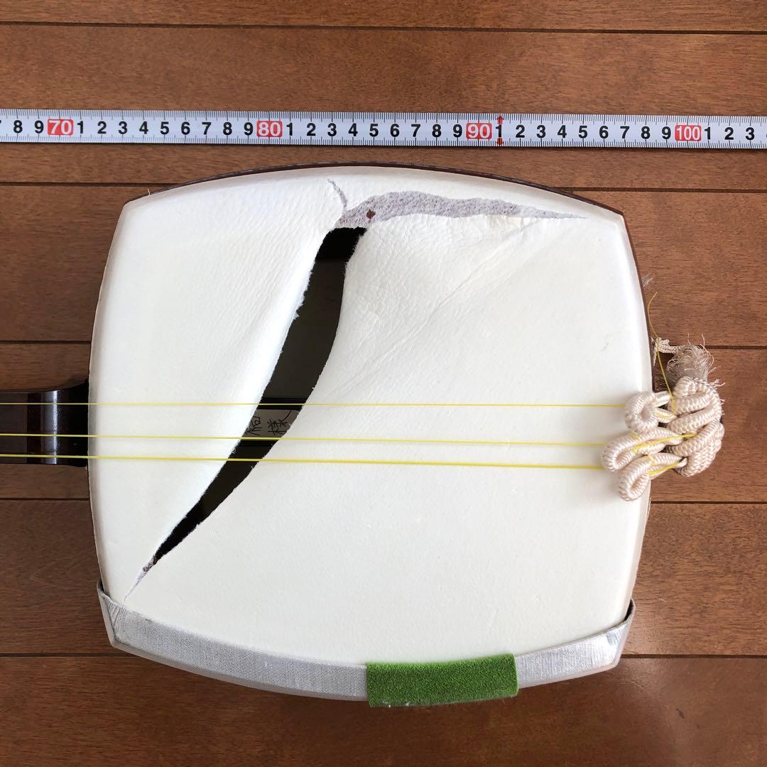 三味線本体　地唄 細棹　丸打ち胴 ケース付き