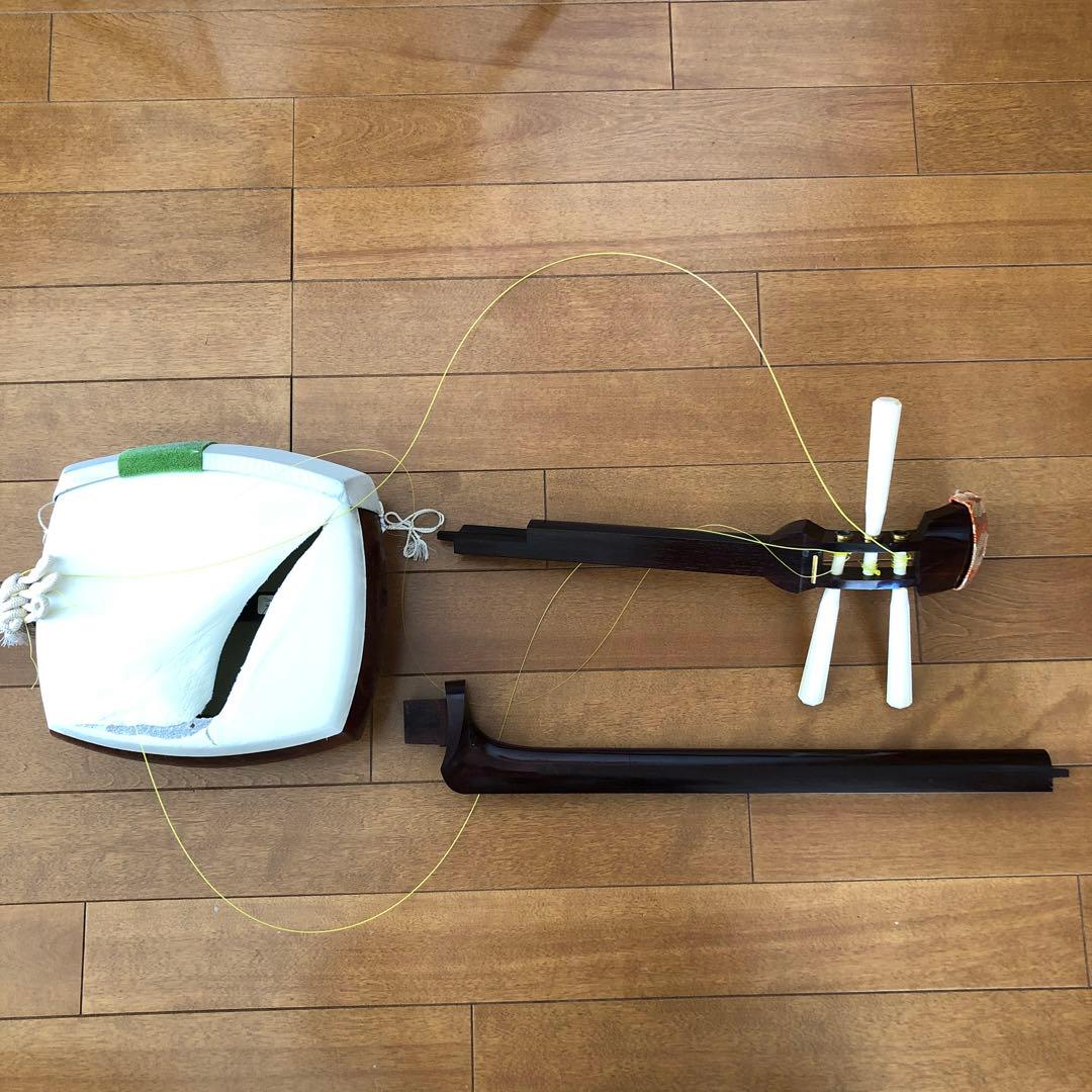 三味線本体　地唄 細棹　丸打ち胴 ケース付き