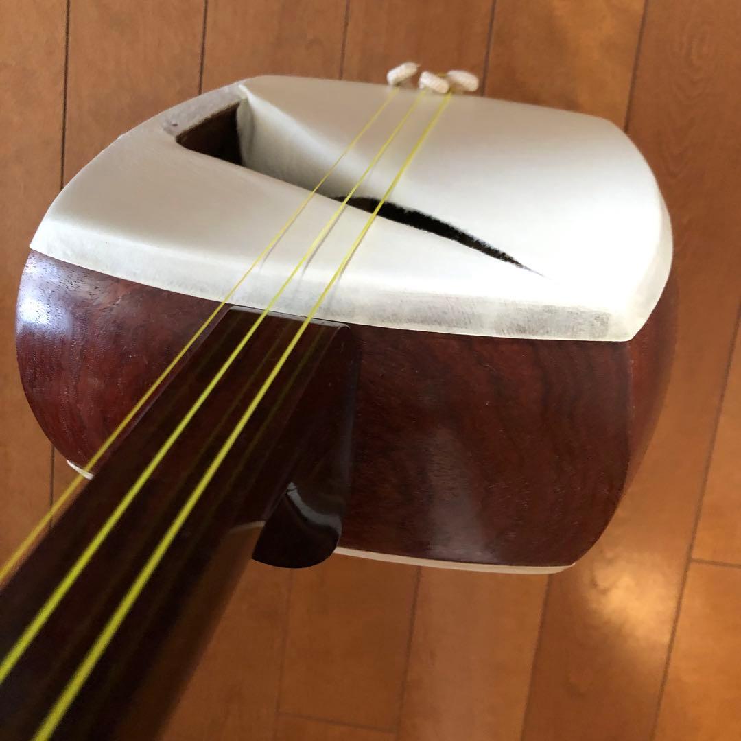 三味線本体　地唄 細棹　丸打ち胴 ケース付き