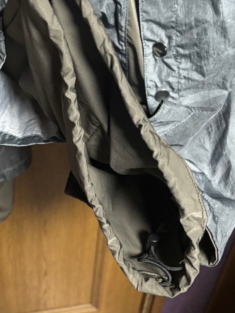 GRANCY　ボタンレイヤードデザインナイロンパンツ グレー