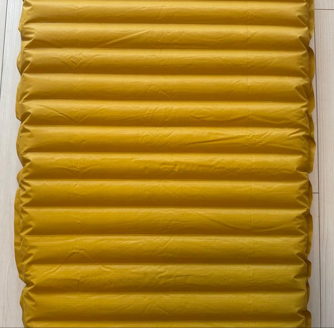 サーマレスト　Therm-a-Rest NeoAir スリーピングマット