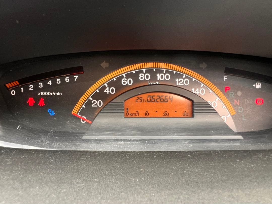 ワンオーナーホンダフリ-ド走行距離6万km本体価格25.5万