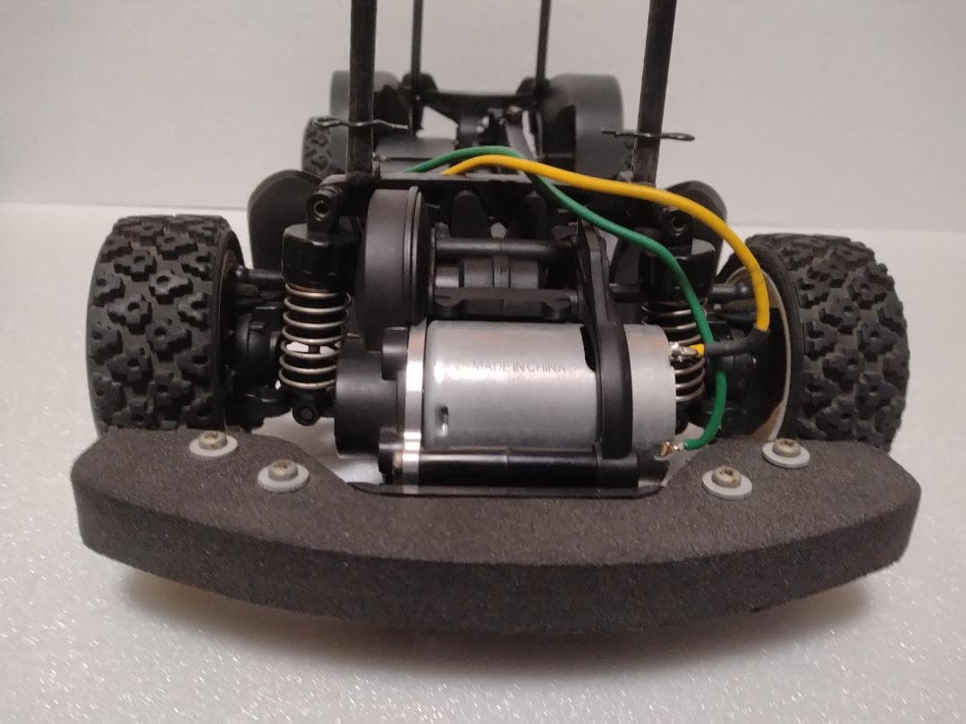 タミヤ　ＸＶ－０１シャーシ　インプレッサボディ付き