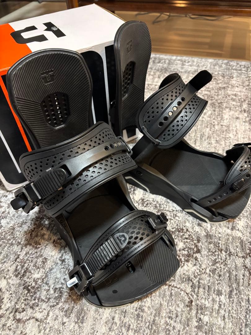 UNION FORCE BLACK サイズM 23/24モデル