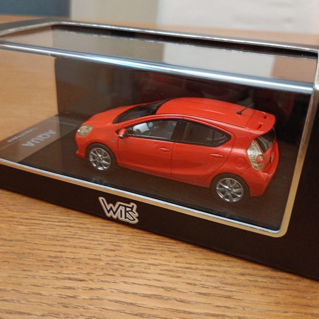 WIT'S ウィッツ　1/43 トヨタ　アクア 　2011