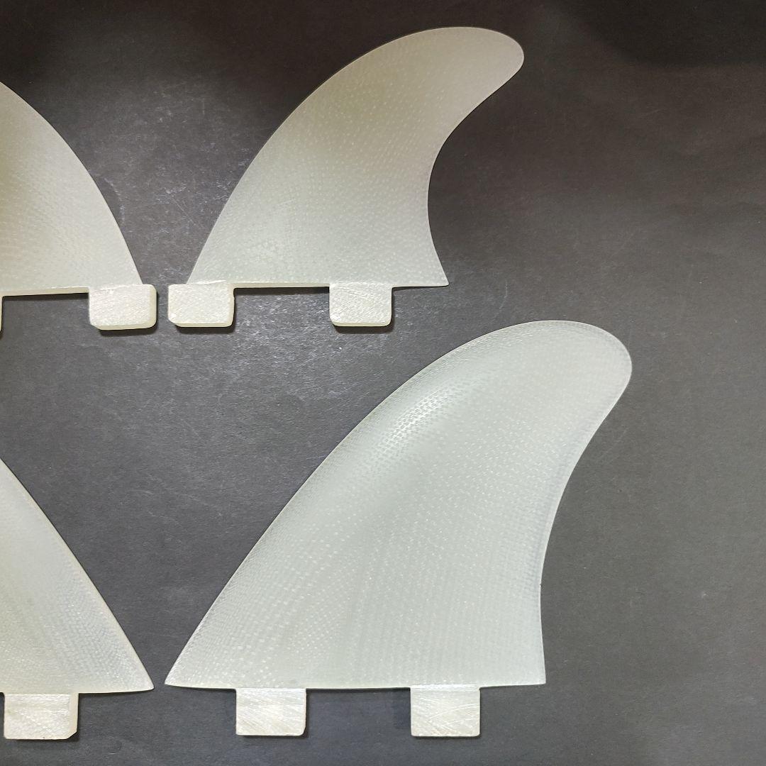 VOLANカラー FCS対応 クワッドフィン Mサイズ