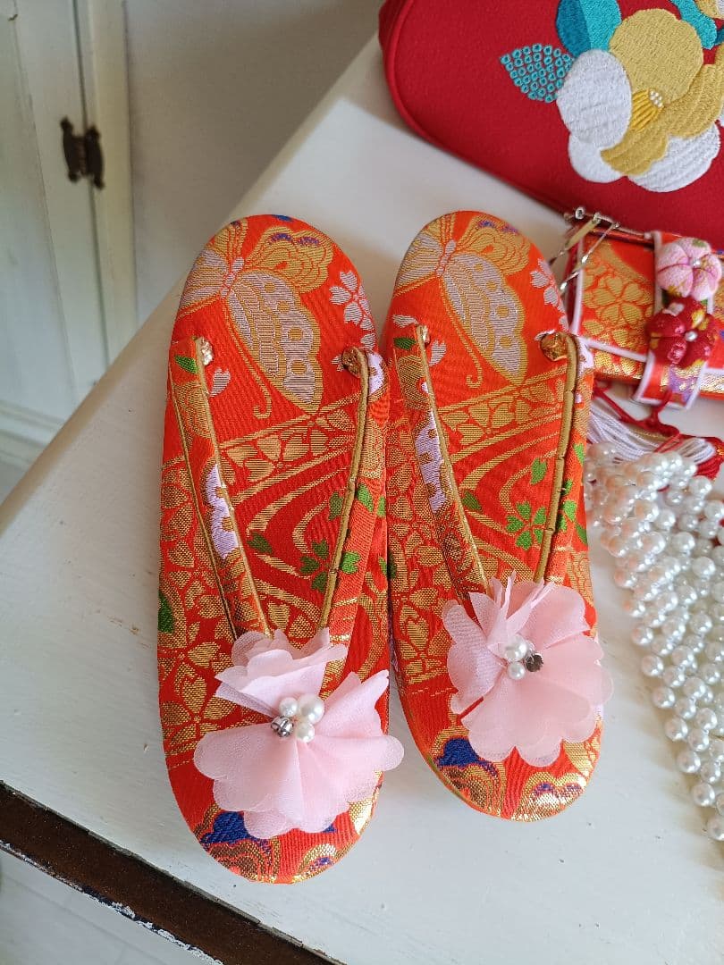 専用です☆レトロポップ調の着物と作り帯セット☆7歳七五三 - メルカリ