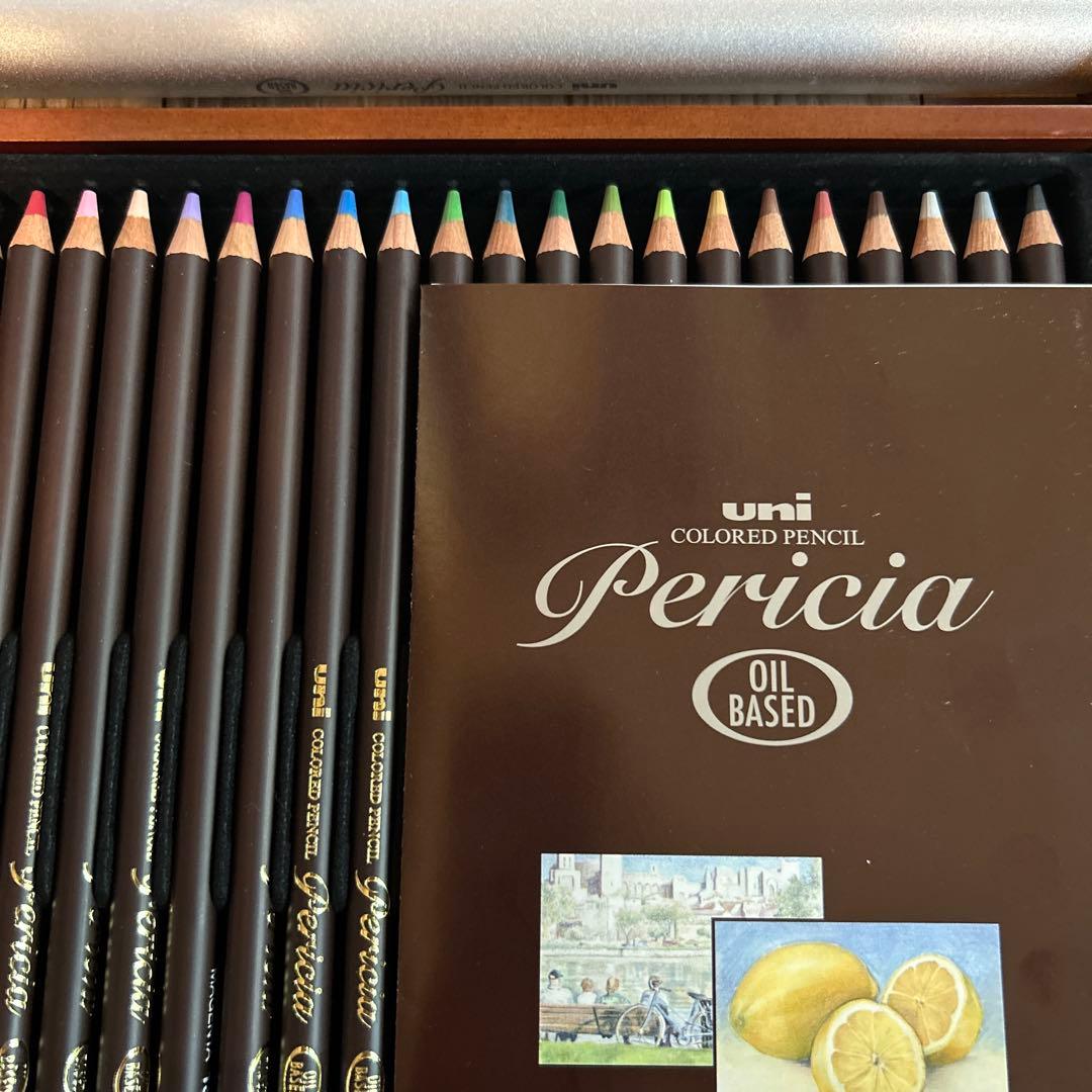 三菱鉛筆　色鉛筆 uni Pericia 24色、新品未使用品　廃盤品　生産終了