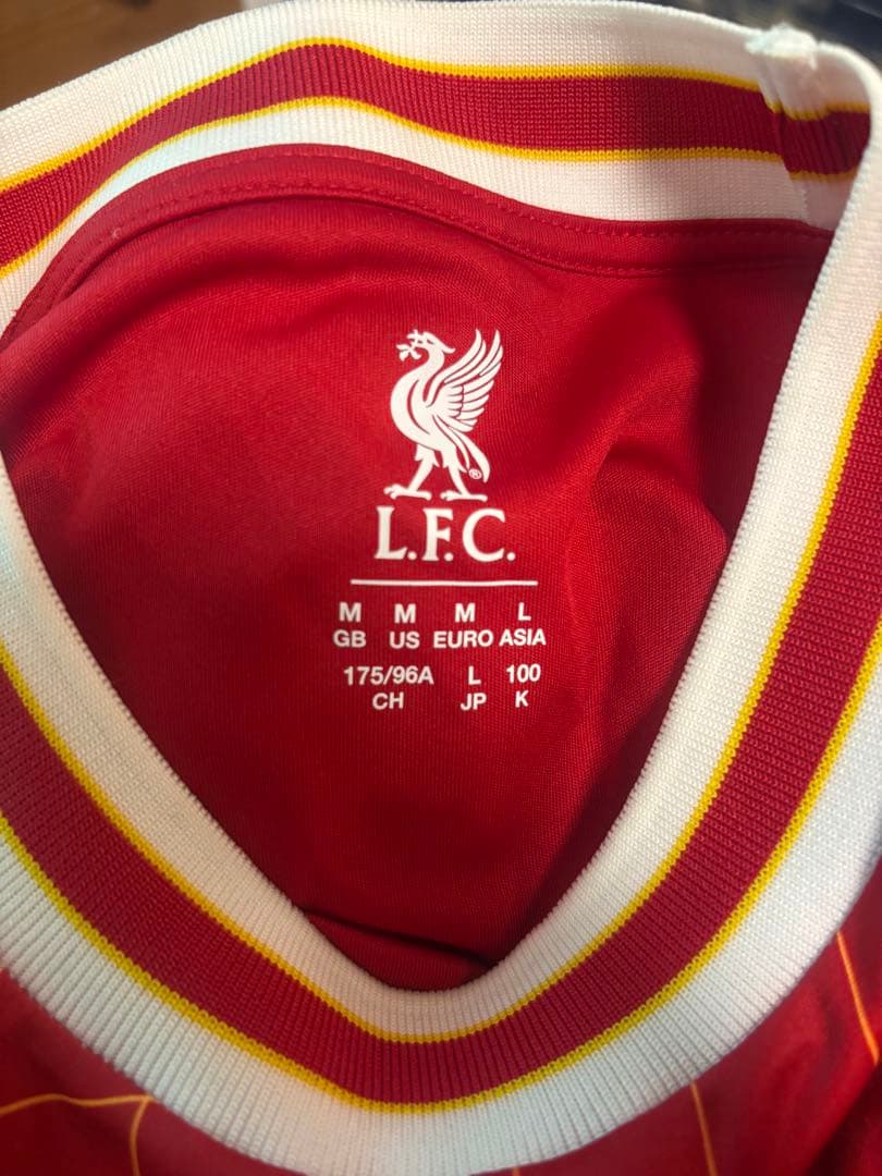 リヴァプール　EDIFICE別注ユニ