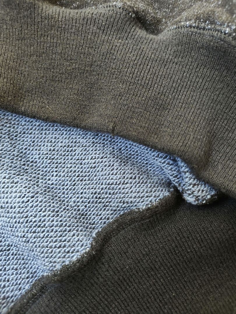 CAHLUMN メリノウールコットンループバック Vネック スウェットシャツ