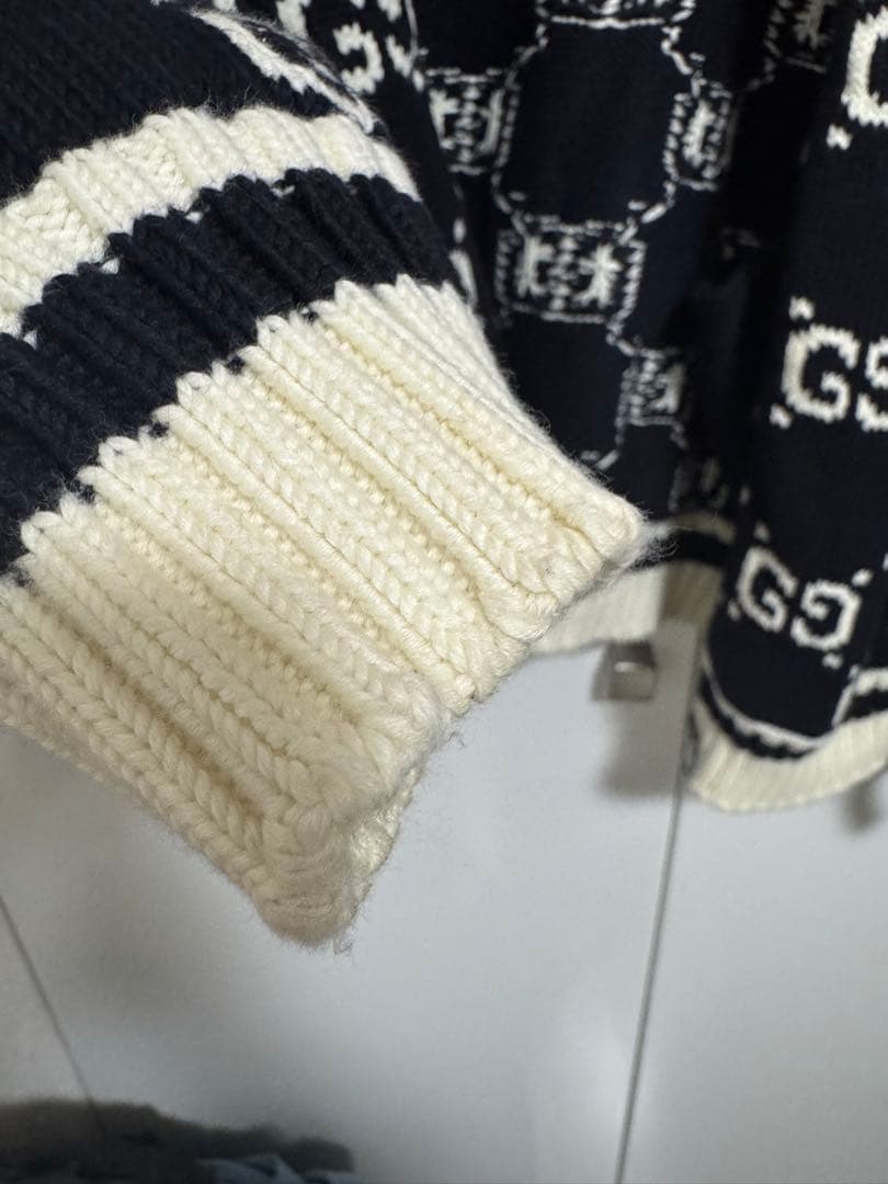 最安値　GUCCI ストライプ ジップアップカーディガン　Sサイズ